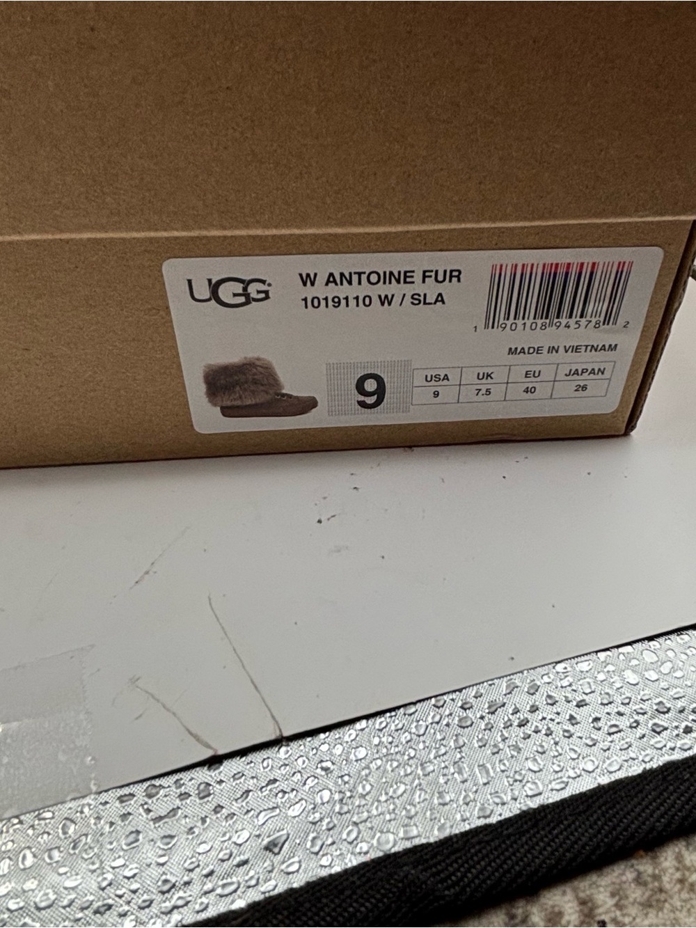 NWOT UGG Women's Antonie Fur-Trim Suede Boot Size 9 with Box - Picture 7 of 9